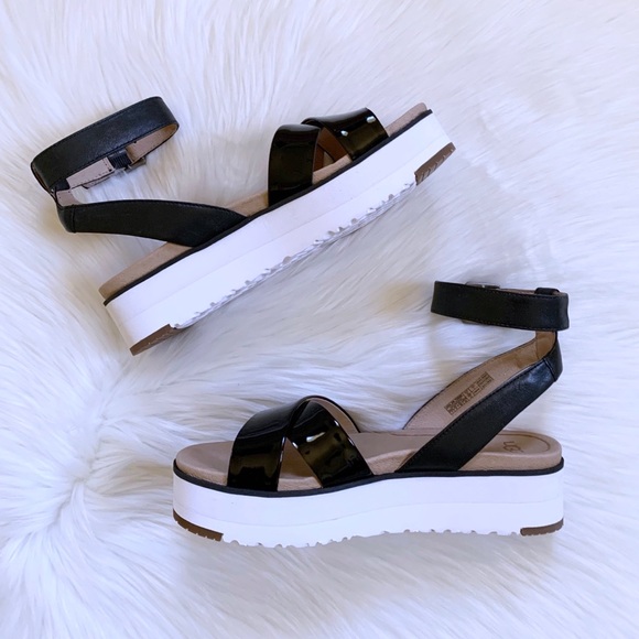 UGG Black Tipton Platform Ankle Strap Sandals - Picture 3 of 7